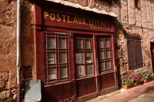Poste aux lettres - post office in France
